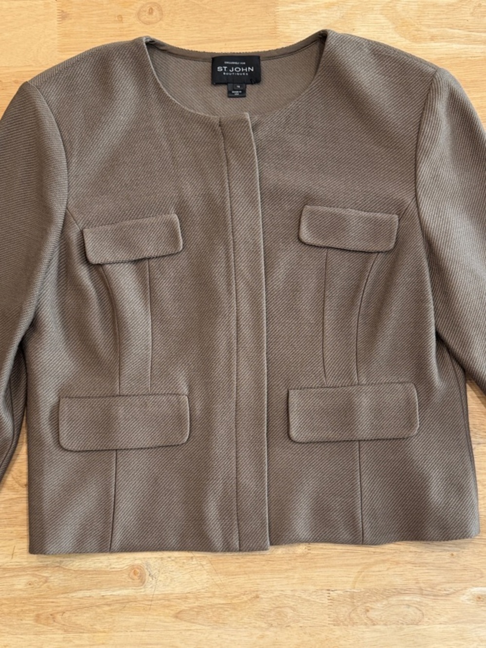 St. John boutiques, exclusive knit jacket size 16